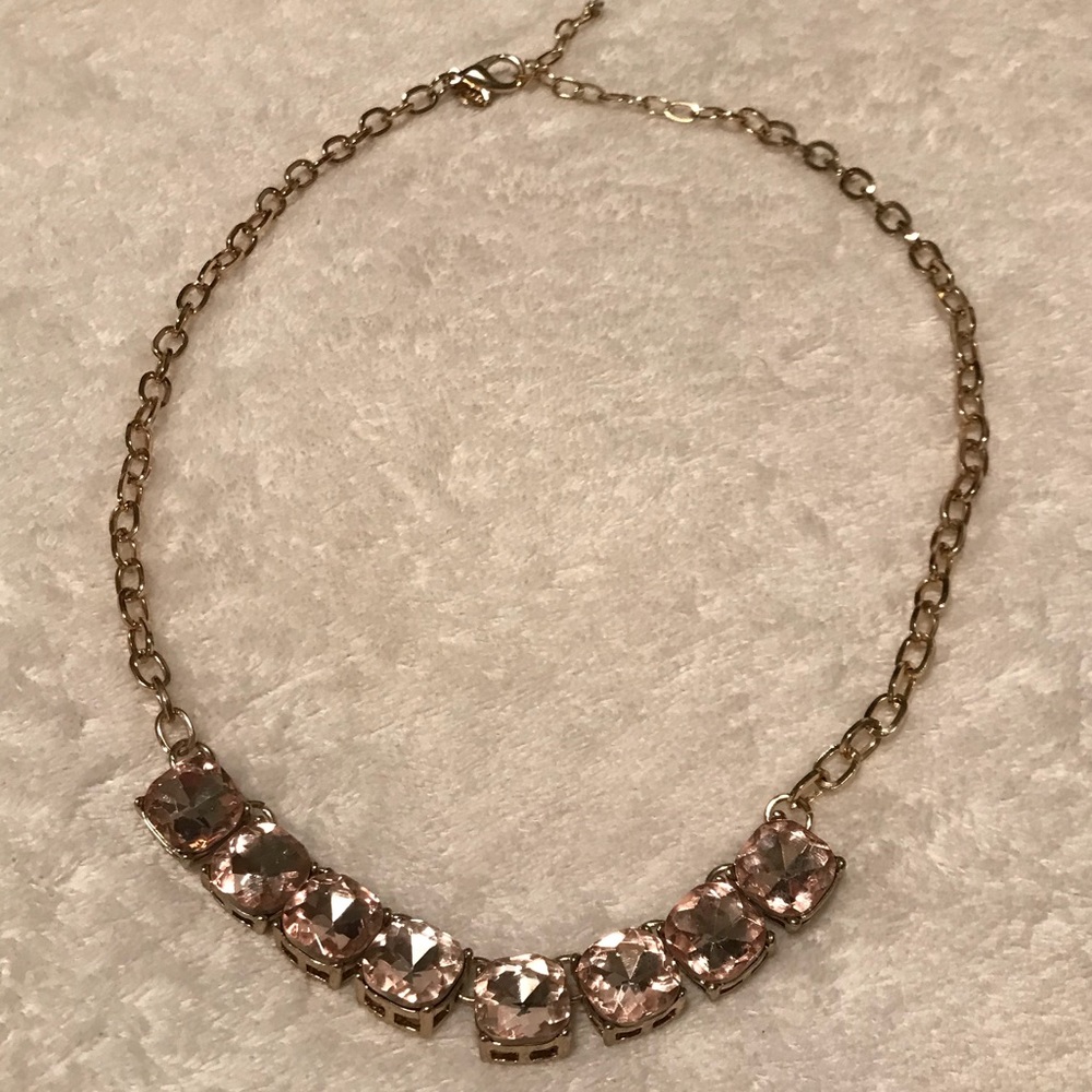 Express statement necklace